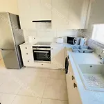 Milos Center Apts No.34 Apartmán *