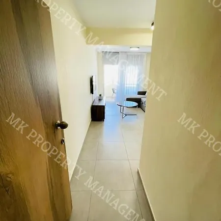 Milos Center Apts No.34 公寓 拉纳卡