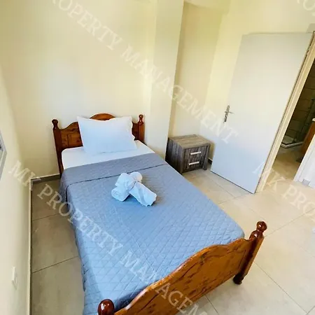 Milos Center Apts No.34 * 拉纳卡