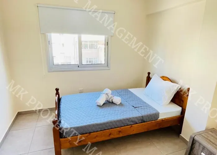 Milos Center Apts No.34 Apartment