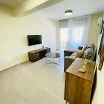 Milos Center Apts No.34 * Larnaca