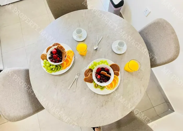 Апартаменти Milos Center Apts No.34 *