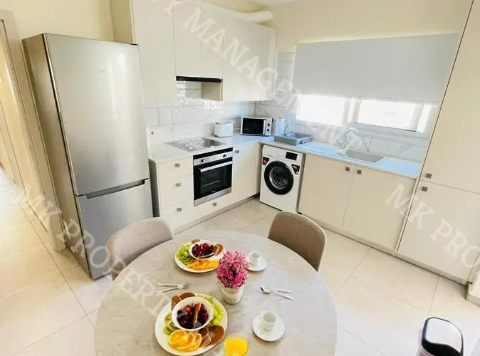 Milos Center Apts No.34 Апартаменти