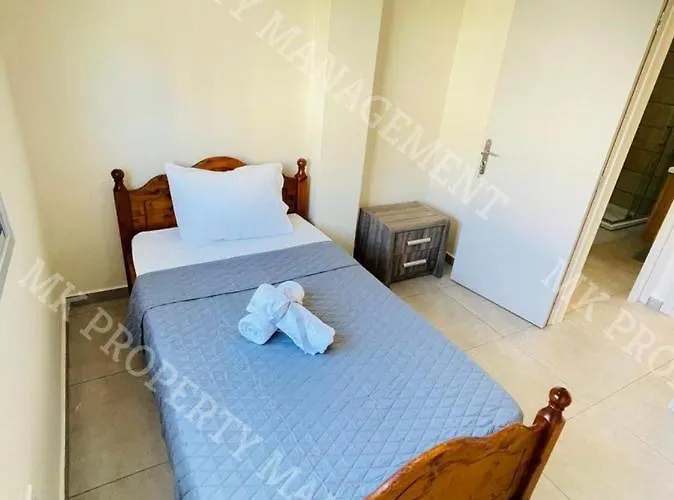 Milos Center Apts No.34 * Ларнака